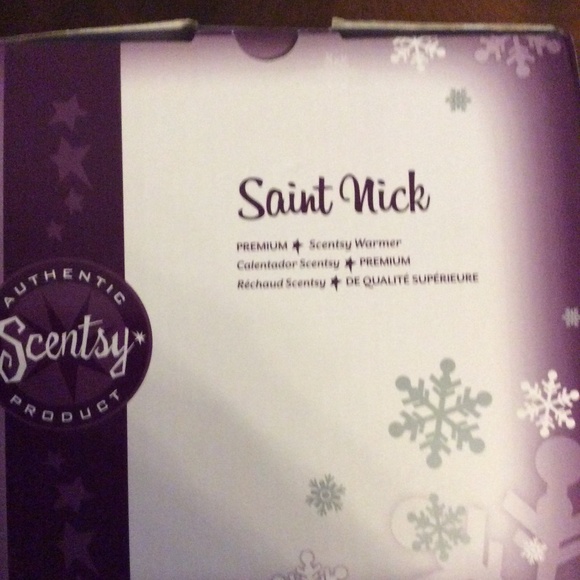 Like New - Premium Scentsy Warmer - Saint Nick - Picture 5 of 7